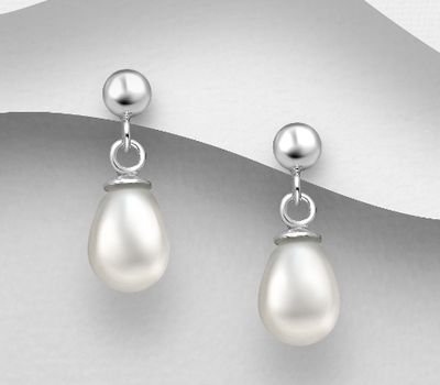 925 Sterling Silver Push-Back Earrings, Decorated with Freshwater Pearls