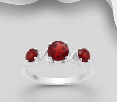 La Preciada - 925 Sterling Silver Ring, Decorated with Garnet