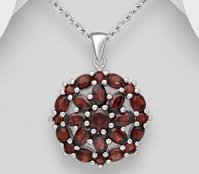 La Preciada - 925 Sterling Silver Pendant, Decorated with Garnet